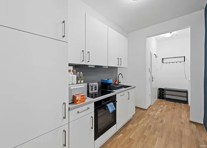 Nuell Residences 13 - 2 Bedrooms Close To Main Station