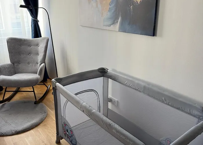 Nuell Residences 13 - 2 Bedrooms Close To Main Station דירה *